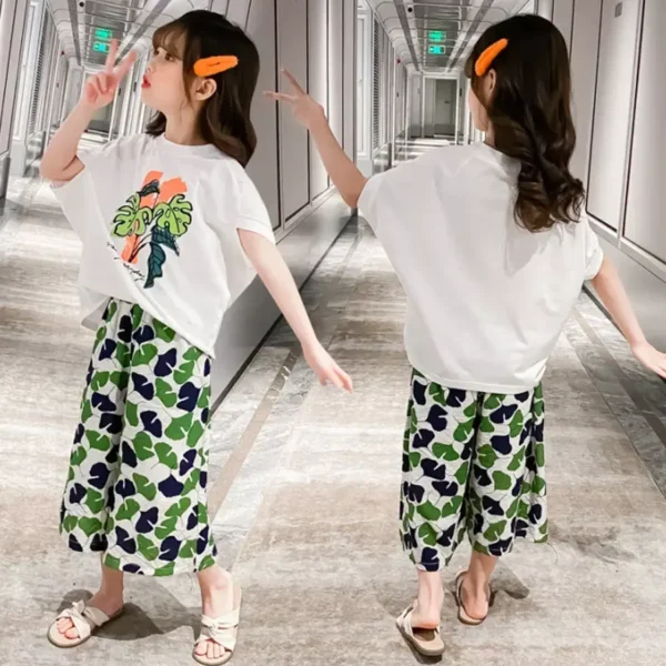 Girls Korean Style Cartoon Trees Short Sleeve T-Shirt With Leaf Full Print Cropped Pants Set - Type1 (3- 10Year) - Image 3